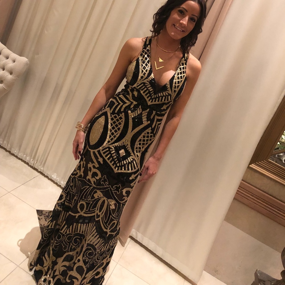 Long elegant gold & black sequin dress